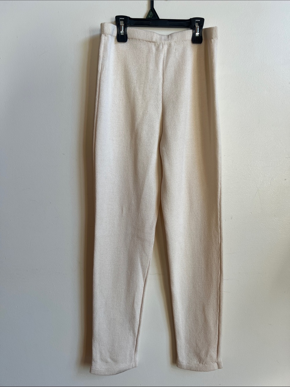 St. John Cream Knit Pull-On Pants - Picture 4 of 7